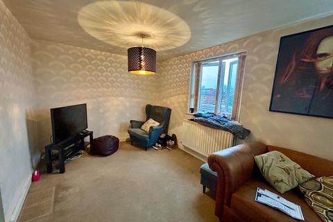 1 bedroom flat to rent, Evesham Road, Astwood Bank, Redditch, Worcestershire, B96