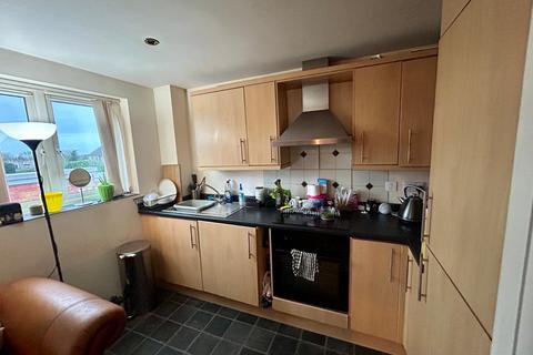 1 bedroom flat to rent, Evesham Road, Astwood Bank, Redditch, Worcestershire, B96