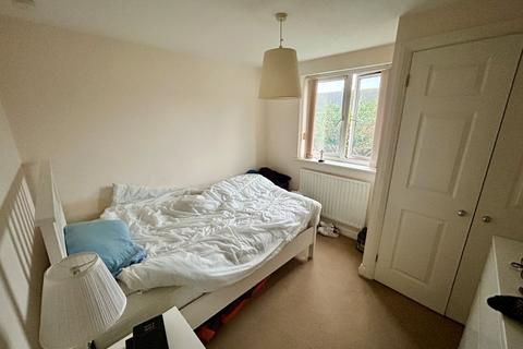 1 bedroom flat to rent, Evesham Road, Astwood Bank, Redditch, Worcestershire, B96