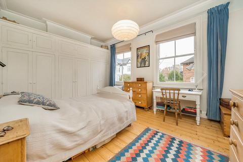3 bedroom house for sale, Avenue Road, London W3