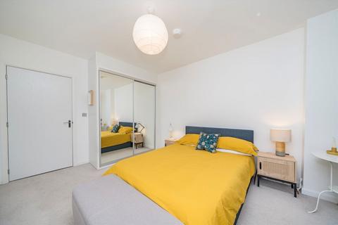 1 bedroom flat for sale, East Acton Lane, London W3