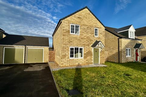 3 bedroom detached house for sale, Elm Drive, Holbeach, PE12