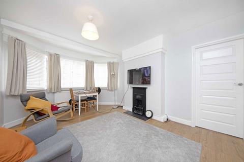 1 bedroom flat to rent, Chiswick Village, London W4