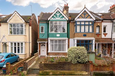 2 bedroom maisonette to rent, Corney Road, London W4