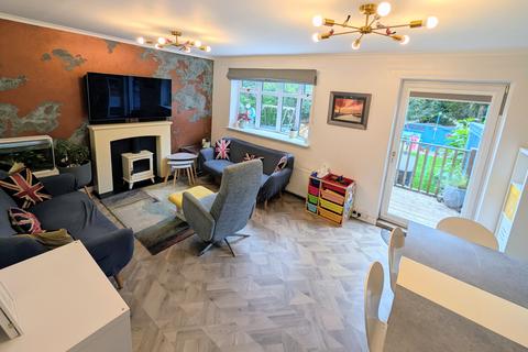 4 bedroom maisonette for sale, Lowedges Road, Sheffield S8