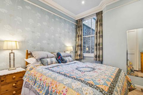 2 bedroom flat for sale, Balliol Road, W10