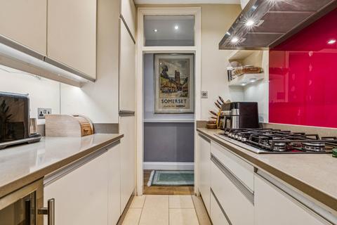 2 bedroom flat for sale, Balliol Road, W10