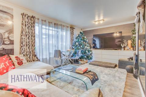 2 bedroom flat for sale, Liswerry Road, Newport, NP19