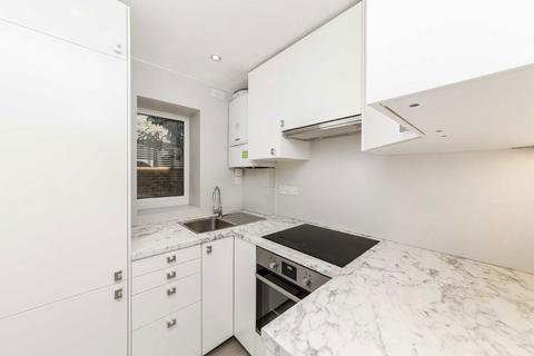 2 bedroom flat to rent, Saltram Crescent, Maida Vale W9