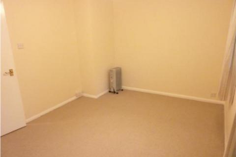 Studio to rent, Viceroy Court, Dunstable