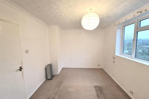undefined, Viceroy Court, Dunstable