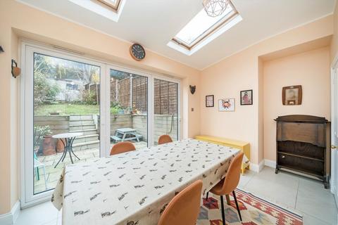 4 bedroom terraced house for sale, Ravensbourne Road, London SE6