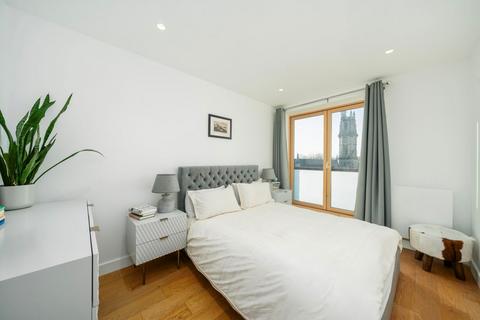 2 bedroom flat for sale, Vicars Road, London NW5
