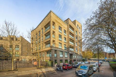 2 bedroom flat for sale, Vicars Road, London NW5