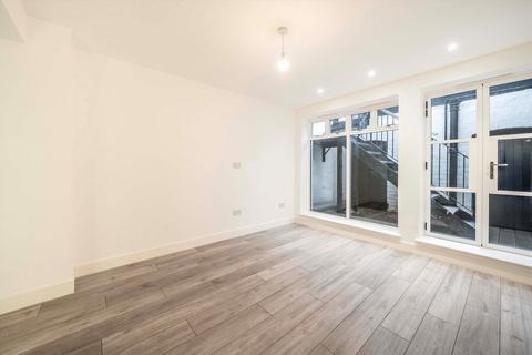 1 bedroom flat to rent, Churton Place, London SW1V