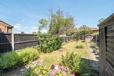 3 bedroom terraced house for sale, South Park Crescent, London, SE6 1JL