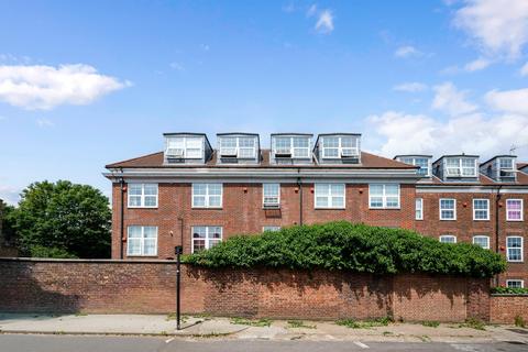 Middlesex Court, Glenhurst Road TW8
