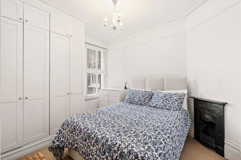 2 bedroom flat to rent, Albany Mansions, Albert Bridge Road, London