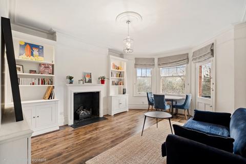 2 bedroom flat to rent, Albany Mansions, Albert Bridge Road, London