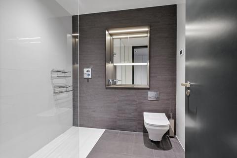 3 bedroom flat to rent, Amory Tower, 203 Marsh Wall, London