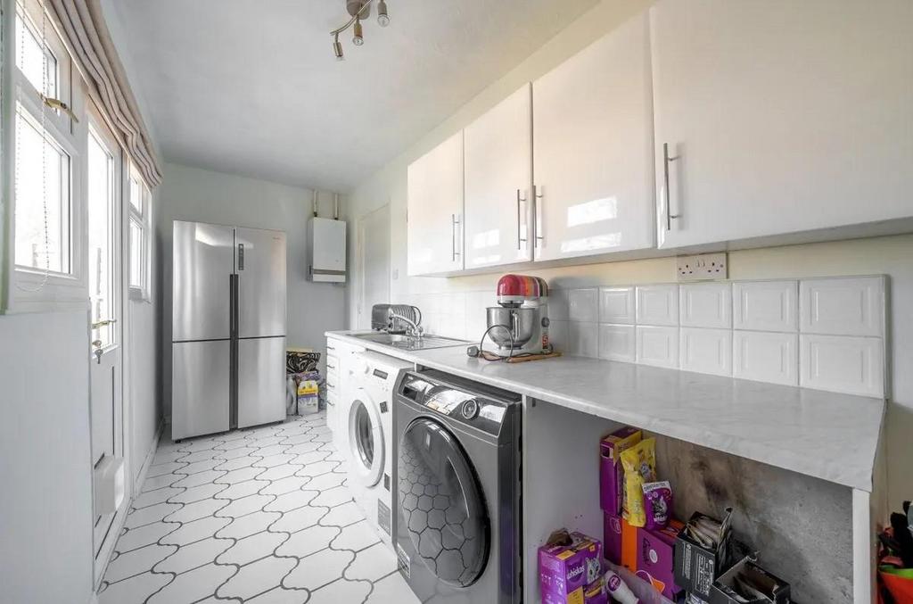 Utility Room.jpg
