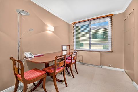 2 bedroom flat for sale, Clifton Place, Hyde Park, London