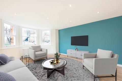 2 bedroom flat for sale, Cresswell Gardens, London SW5