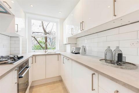 2 bedroom flat for sale, Cresswell Gardens, London SW5