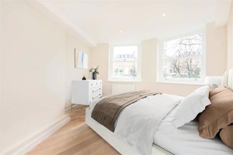 2 bedroom flat for sale, Cresswell Gardens, London SW5