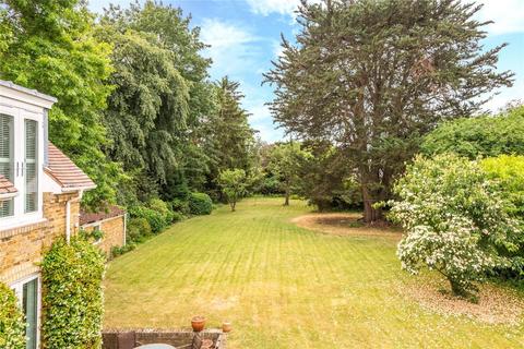 5 bedroom detached house to rent - Stanley Road, East Sheen, London