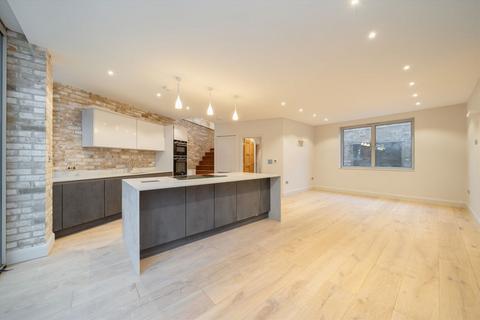 undefined, Blythwood Road, London N4