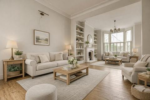 5 bedroom terraced house to rent, Lysias Road, London