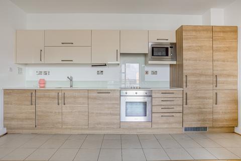 2 bedroom flat to rent, Cornell Square, London