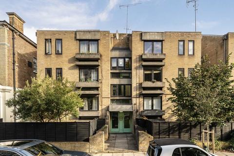 2 bedroom flat for sale, Mortimer Crescent, London NW6