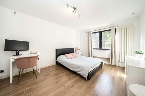 2 bedroom flat for sale, Mortimer Crescent, London NW6