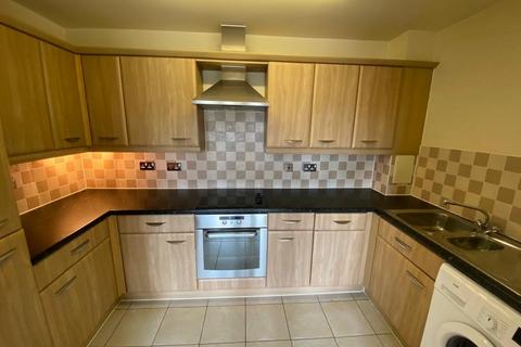 2 bedroom flat to rent, Grant Road, Harrow HA3