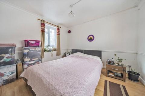 1 bedroom apartment for sale, Wydeville Manor Road, Grove Park, Lewisham, London, SE12