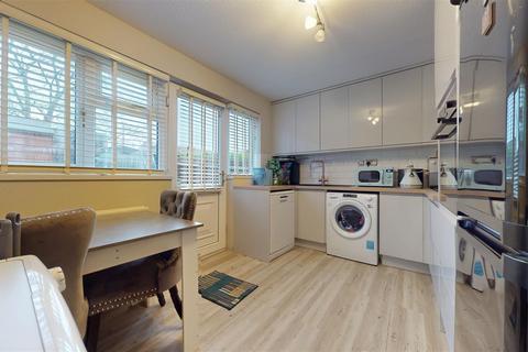 2 bedroom end of terrace house for sale, Sharman Walk, Milton Keynes MK13