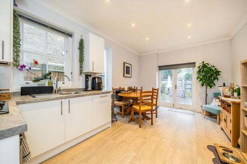 1 bedroom flat to rent, Queensmill Road, Fulham SW6