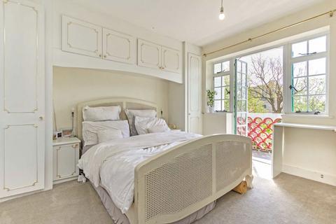 undefined, Ealing Village, London W5