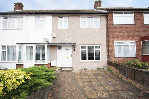 3 bedroom house to rent - Crossmead Avenue, Greenford UB6
