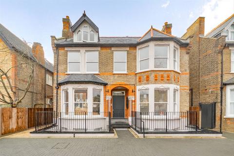 2 bedroom flat to rent, Freeland Road, London W5
