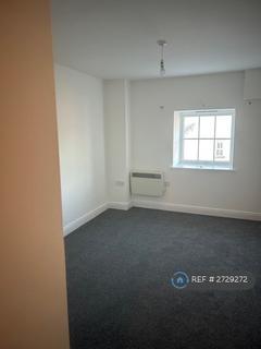 2 bedroom flat to rent, Ushers Court, Trowbridge, BA14