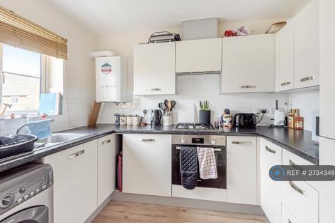 2 bedroom terraced house to rent, Greenfinch Road, Didcot, OX11