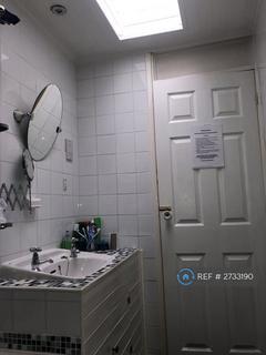 1 bedroom in a house share to rent, Icknield Port Road, Birmingham, B16