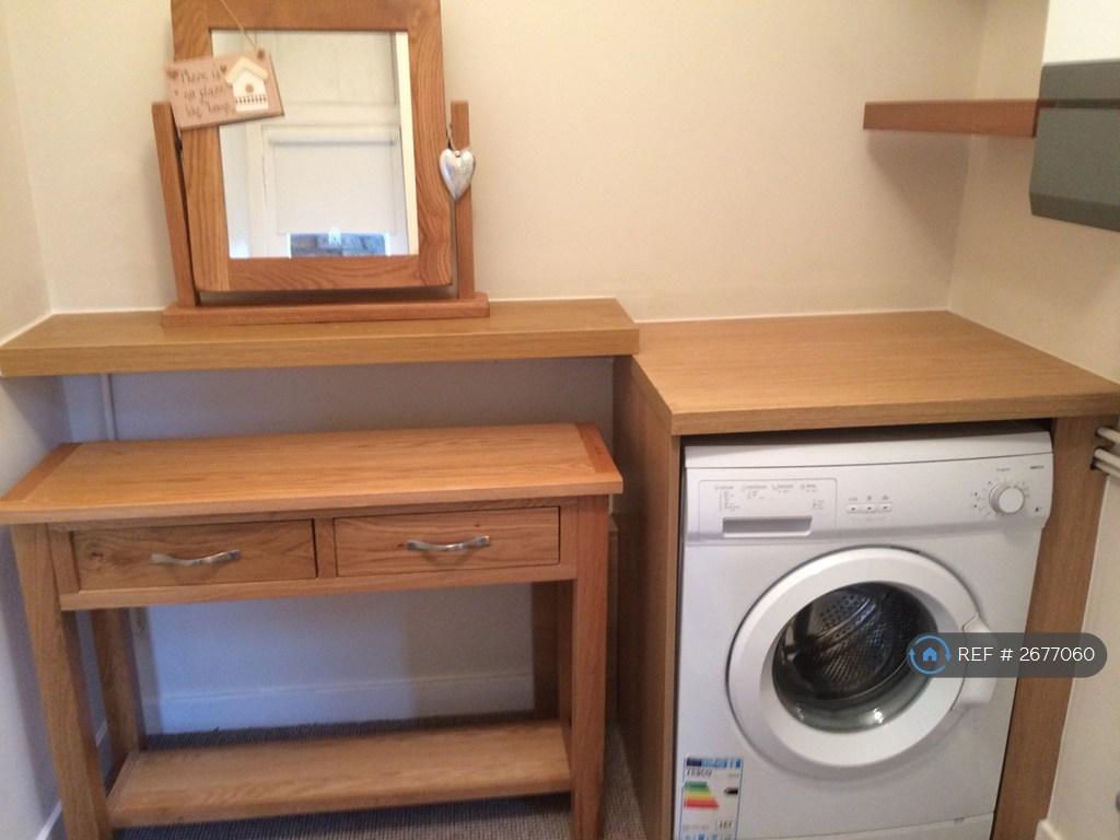 Dressing / Uitlty Room