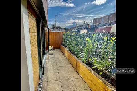 1 bedroom flat to rent, Bramley Crescent, Ilford, IG2
