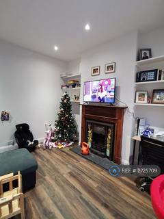 2 bedroom flat to rent, Heyford Avenue, London, SW8