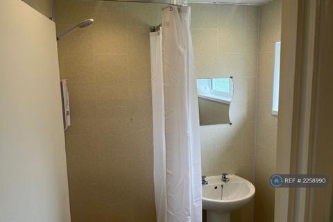 1 bedroom in a house share to rent, Leabon Grove, Birmingham, B17