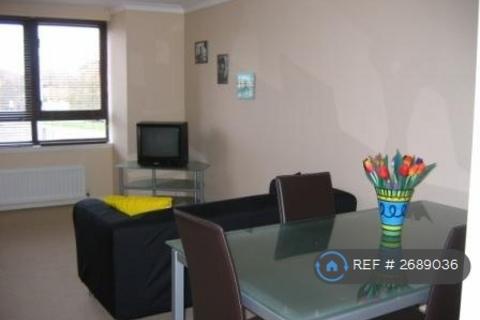 2 bedroom flat to rent, Middlesex Gardens, Glasgow, G41